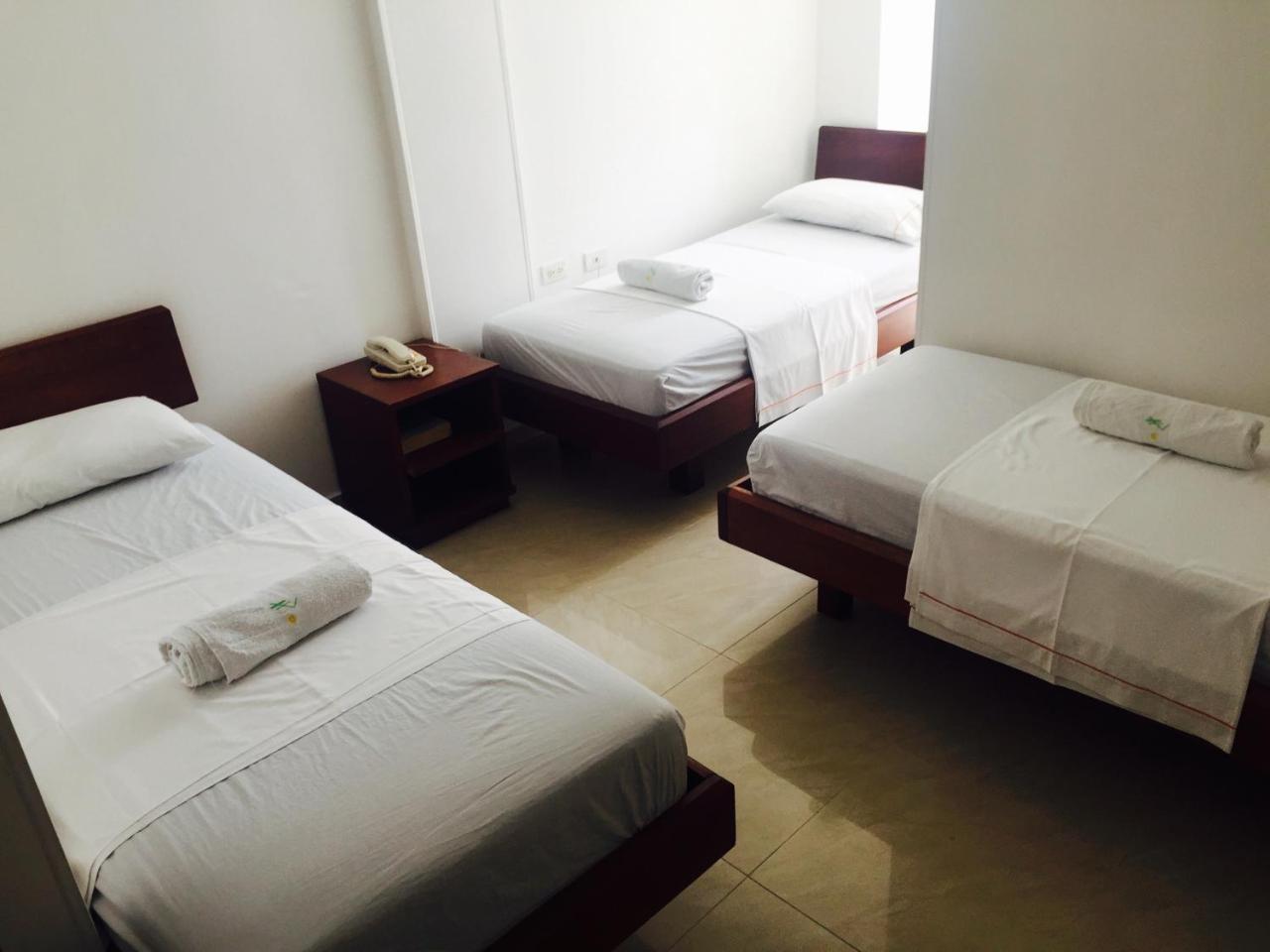 Hotel Preferencial Class ブカラマンガ エクステリア 写真