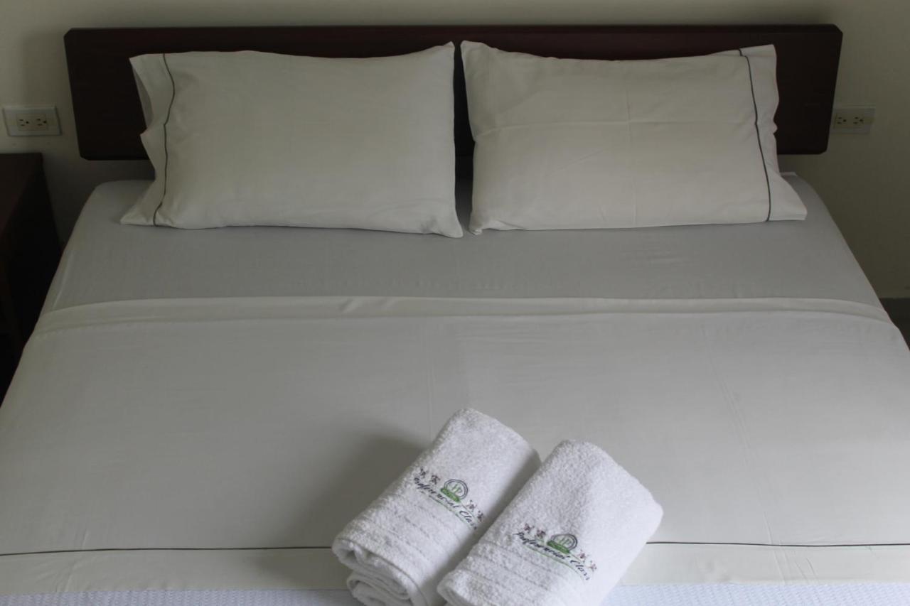 Hotel Preferencial Class ブカラマンガ エクステリア 写真